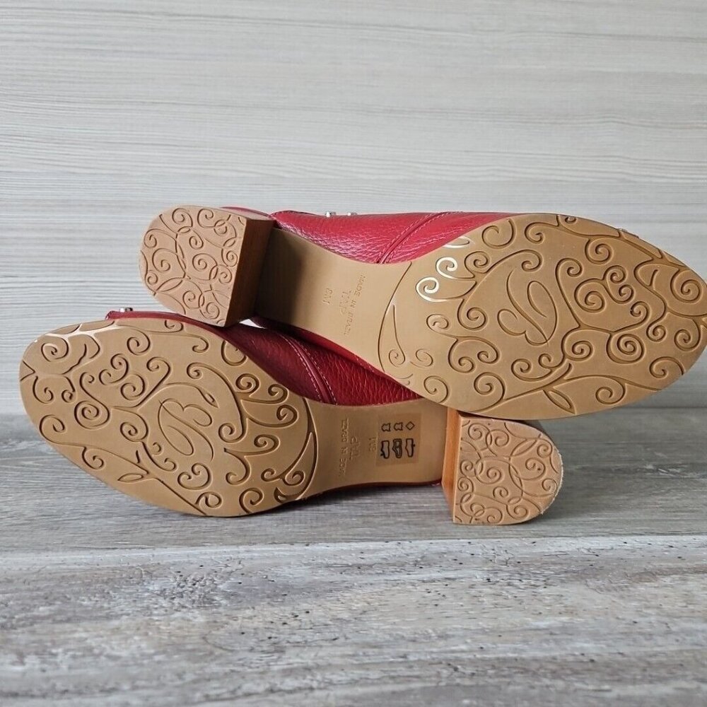 Brighton “TAP” Lipstick (Red) Leather Peep Toe Studded Heels Sandals - Size 8 M - Picture 8 of 15